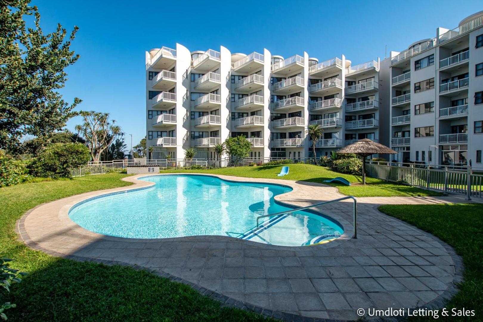 Umdloti Cabanas 32 Triplex Buitenkant foto